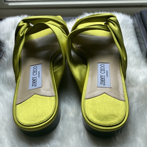 Jimmy Choo Flats Lime color - Picture 3 of 4